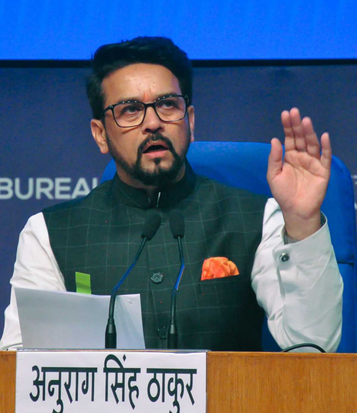 फिर मेडल की बौछार, पैरा में भी 100 के पार : अनुराग ठाकुर